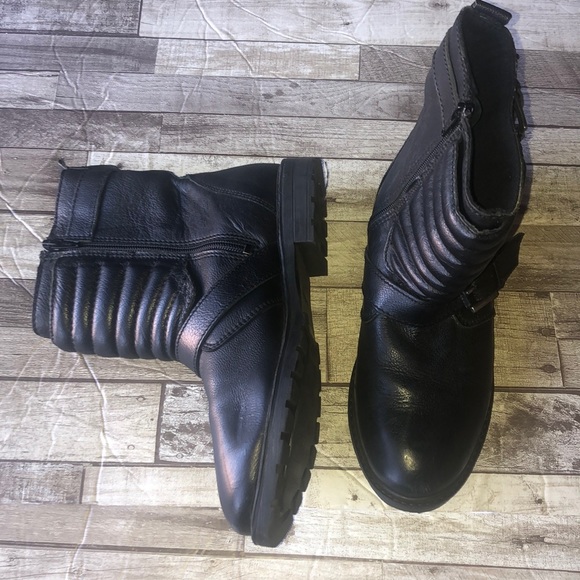 Zara  Black Moto Low Boots - Picture 2 of 16